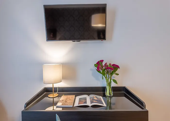3110 Arthotel 호텔 3*